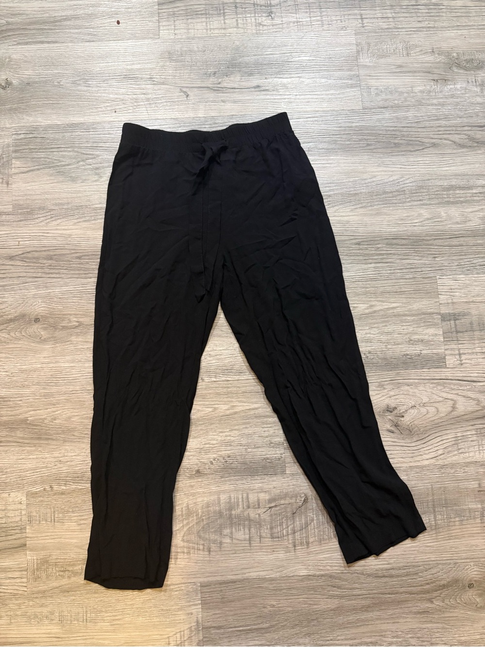 Women’s lightweight flowy pants